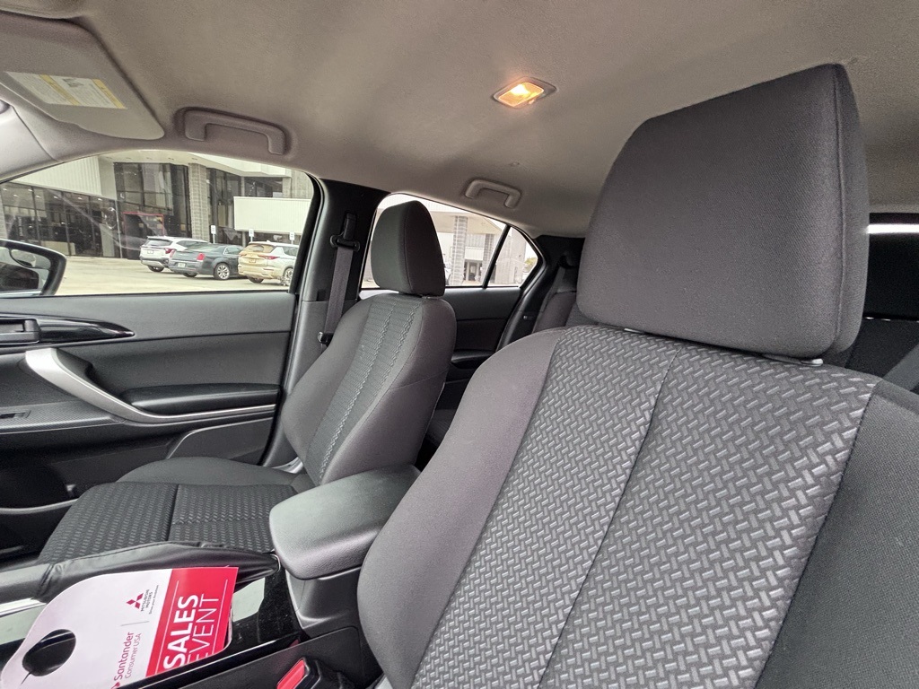 2024 Mitsubishi Eclipse Cross ES photo 11