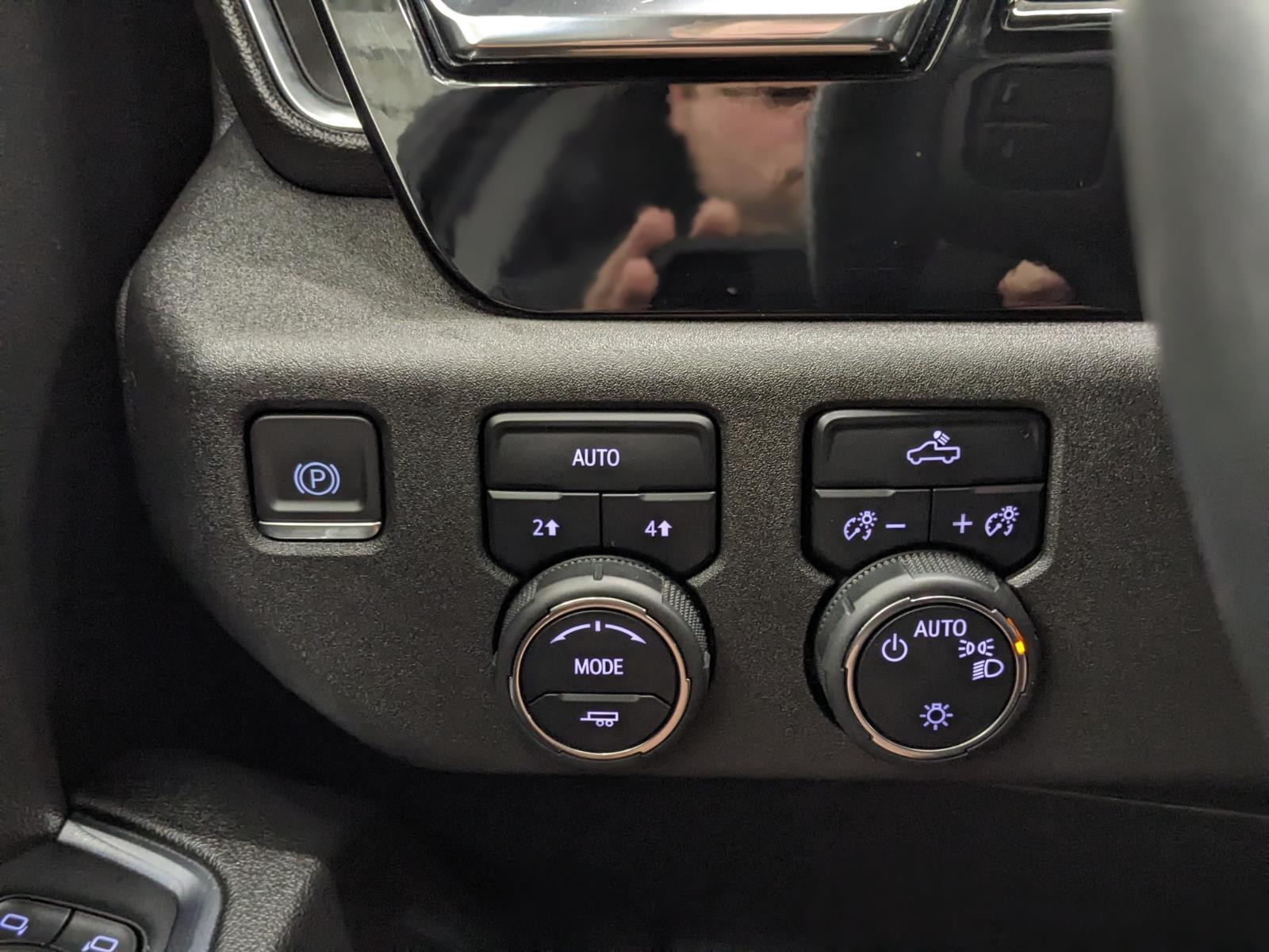 2023 Chevrolet Silverado 1500 photo 8