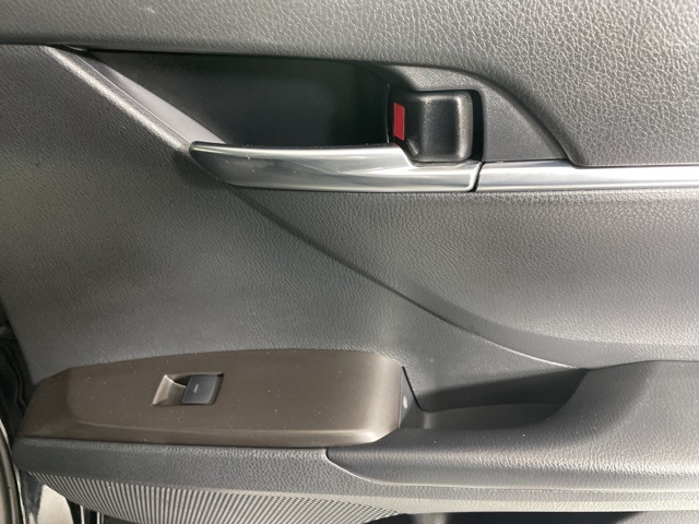 2024 Toyota Camry SE photo 14