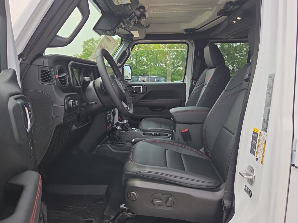 2025 Jeep Gladiator Rubicon photo 11