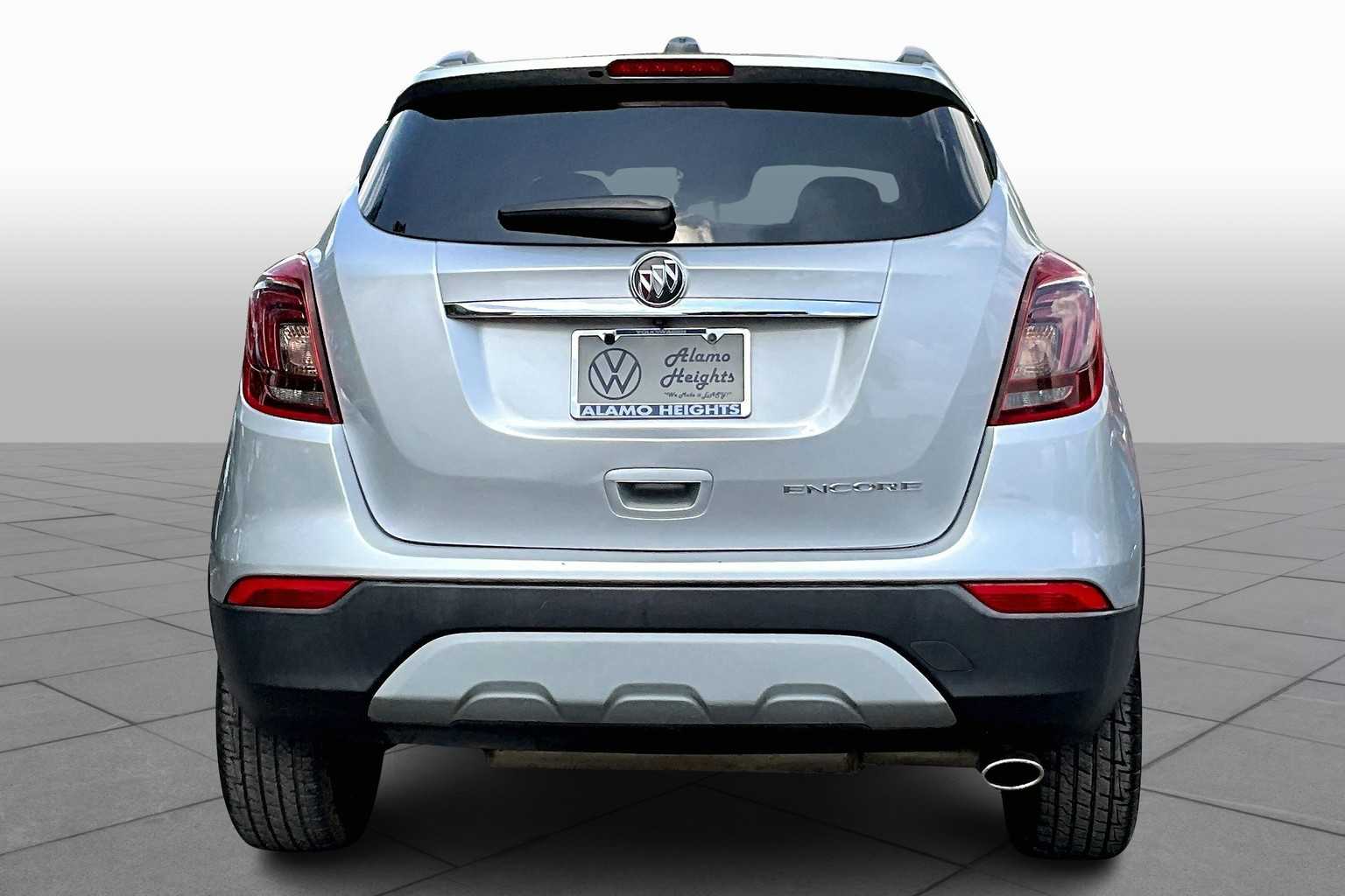 2020 Buick Encore Essence photo 4