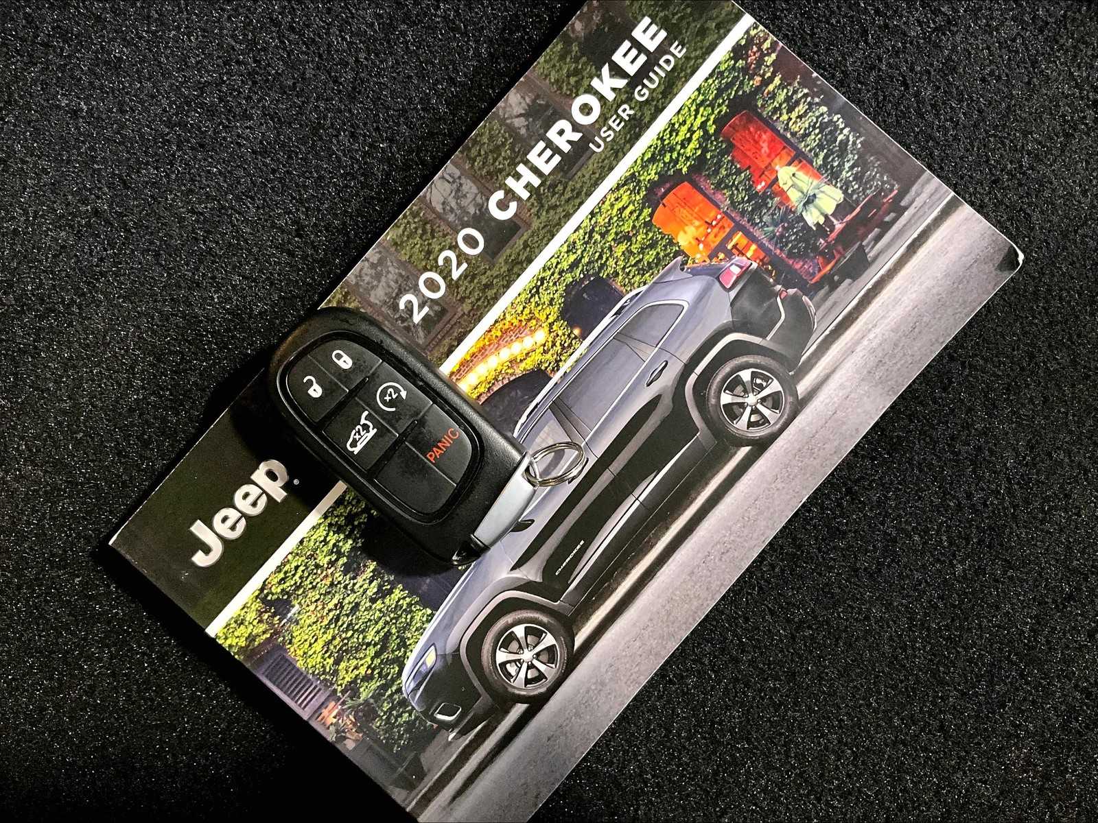 2020 Jeep Cherokee Limited photo 32
