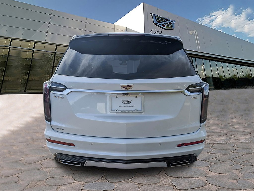 2025 Cadillac XT6 Sport photo 4