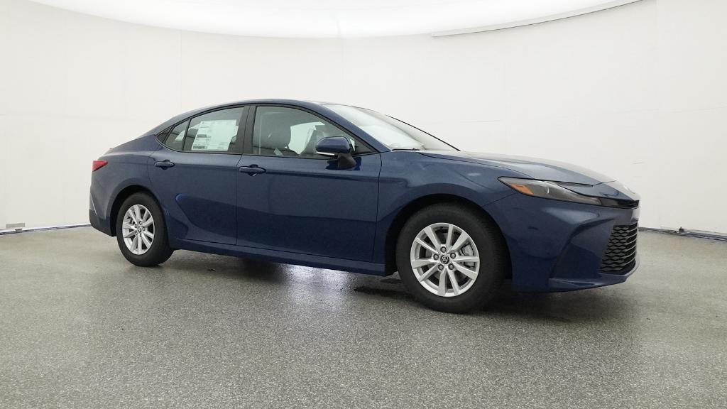 2026 Toyota Camry LE photo 28