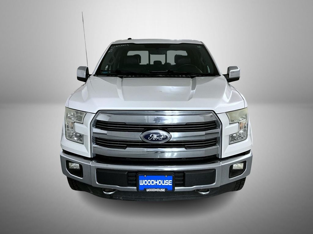 2016 Ford F-150 Lariat photo 2