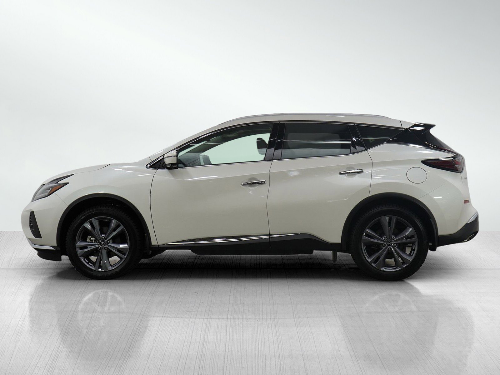 Used 2024 Nissan Murano Platinum with VIN 5N1AZ2DS7RC126123 for sale in Burnsville, Minnesota