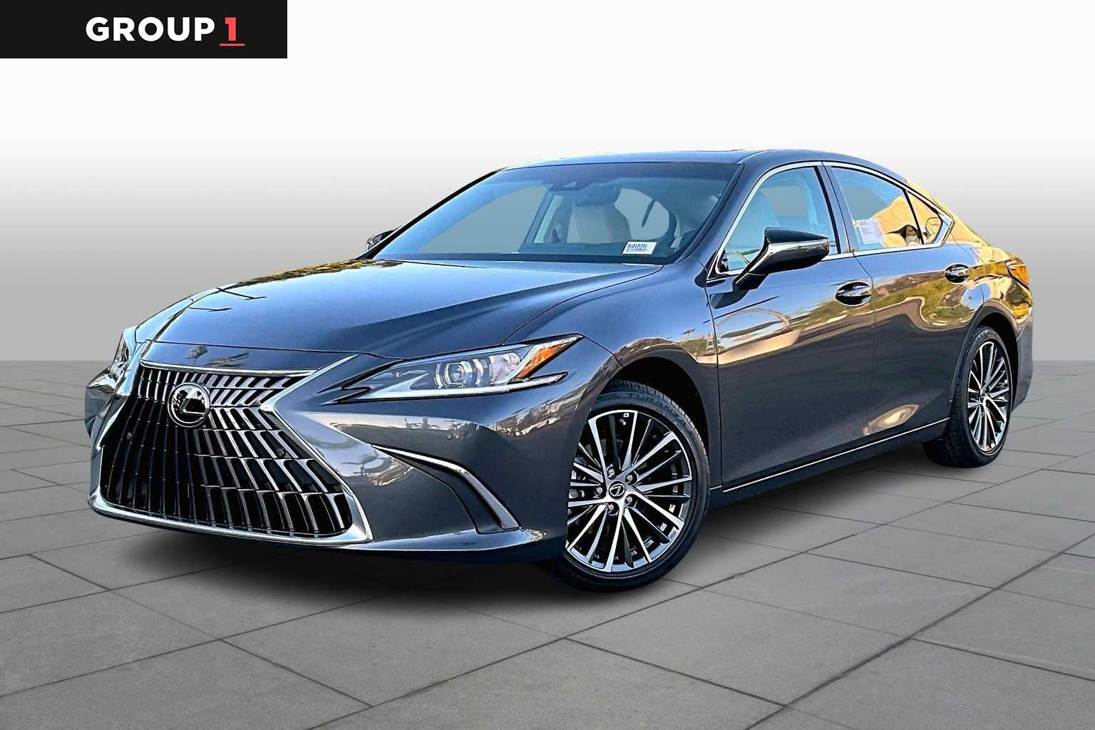 2025 Lexus ES 350's photo