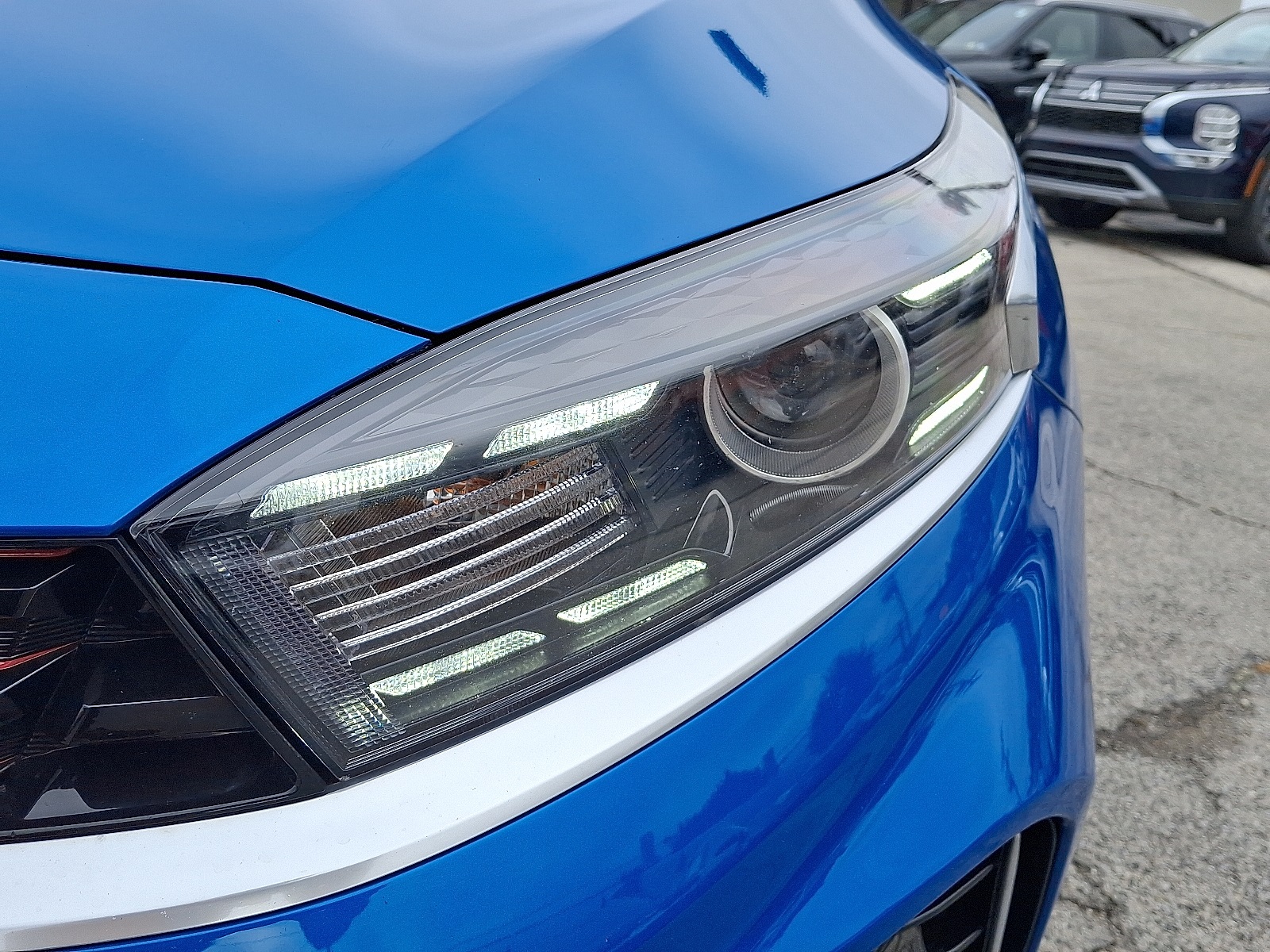 2023 Kia Forte GT-Line photo 10