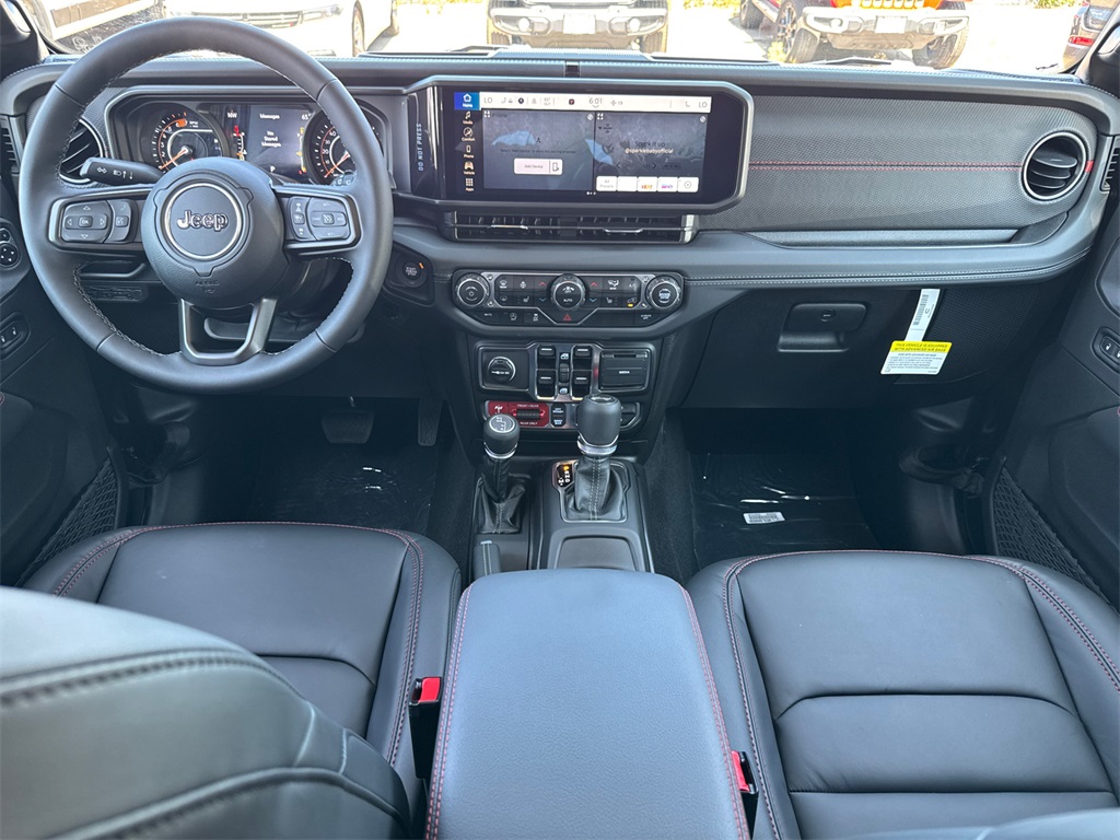 2025 Jeep Wrangler Rubicon photo 18