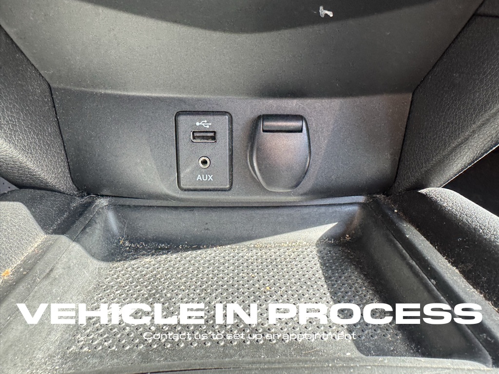 2014 Nissan Rogue S photo 22