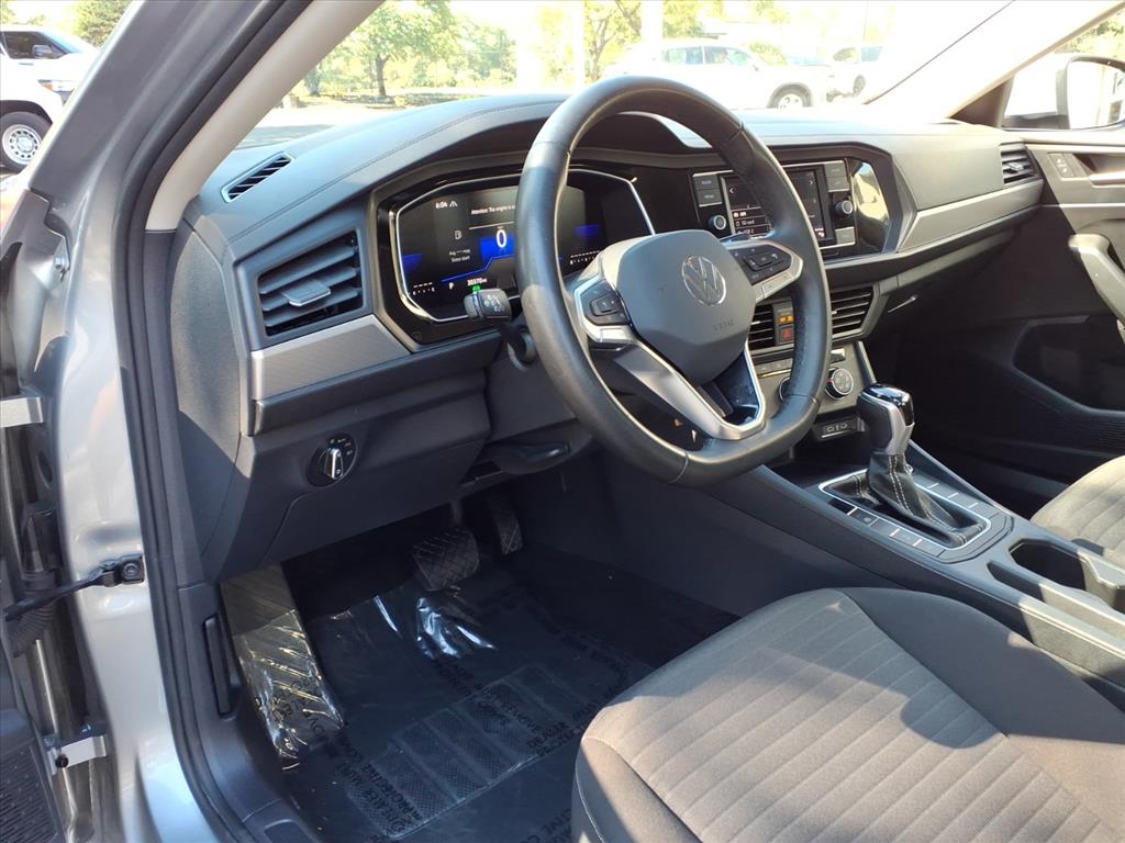 2024 Volkswagen Jetta S photo 12