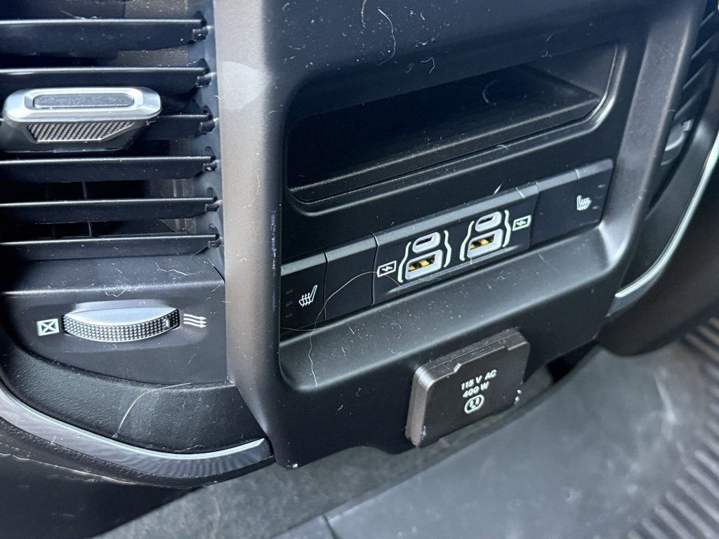 2024 Ram 1500 Laramie photo 24