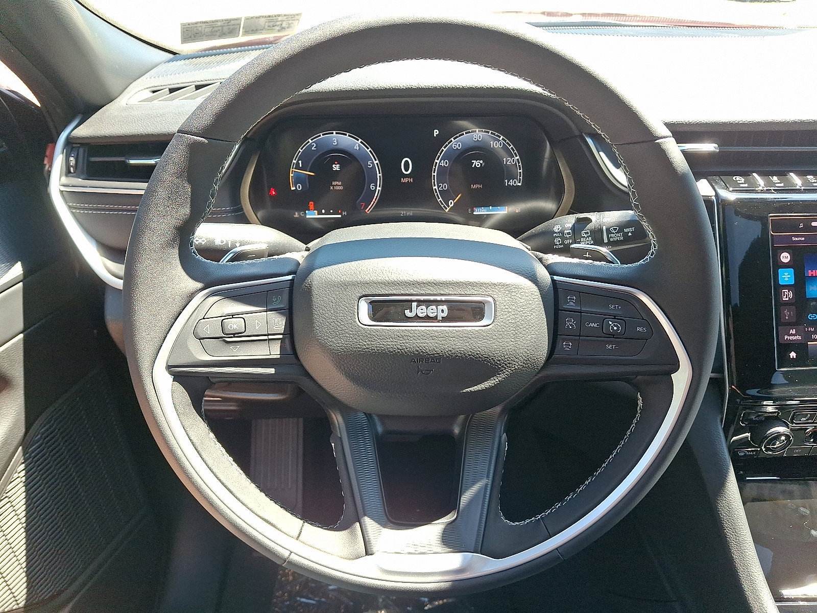 2025 Jeep Grand Cherokee Altitude X photo 13