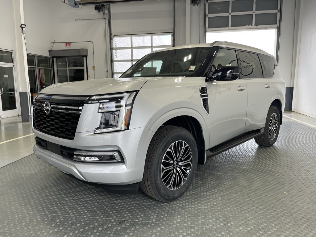 2025 Nissan Armada SL photo 3