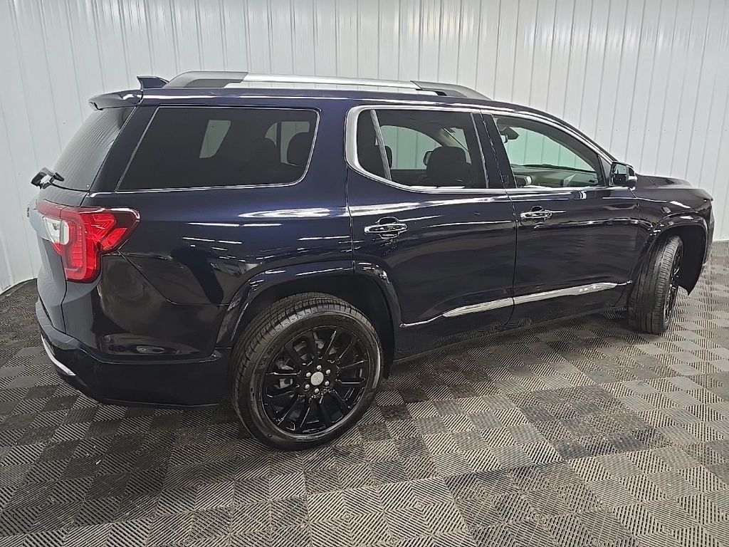 2022 Gmc Acadia Denali photo 3