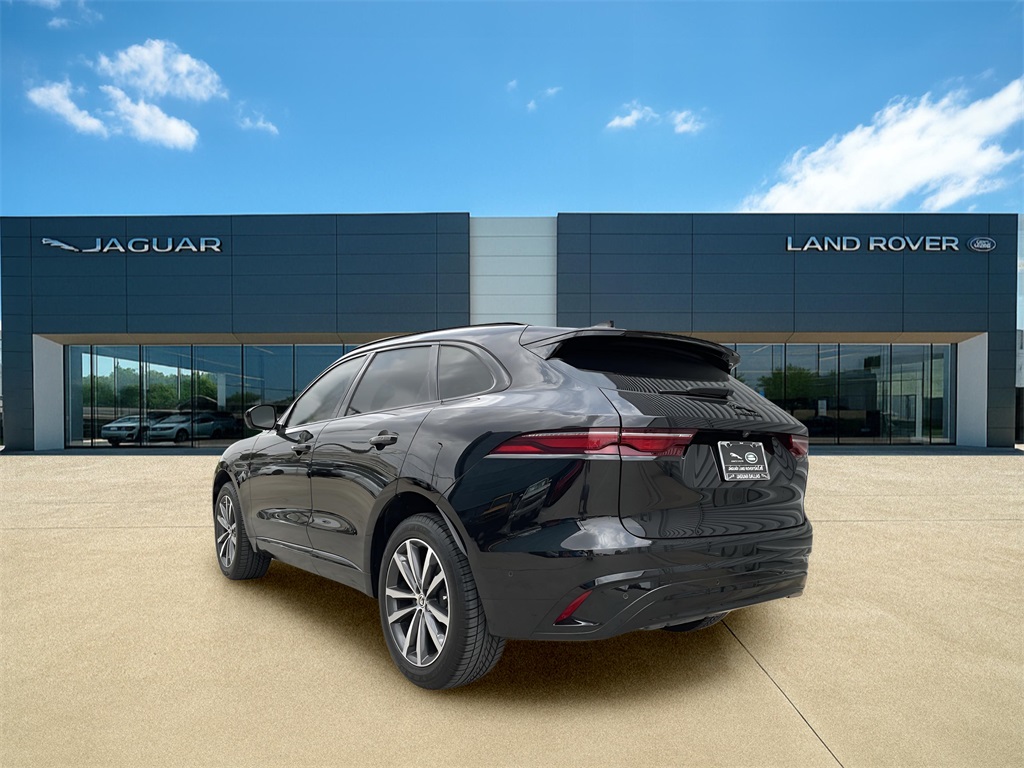 2025 Jaguar F-PACE P250 R-Dynamic S photo 3