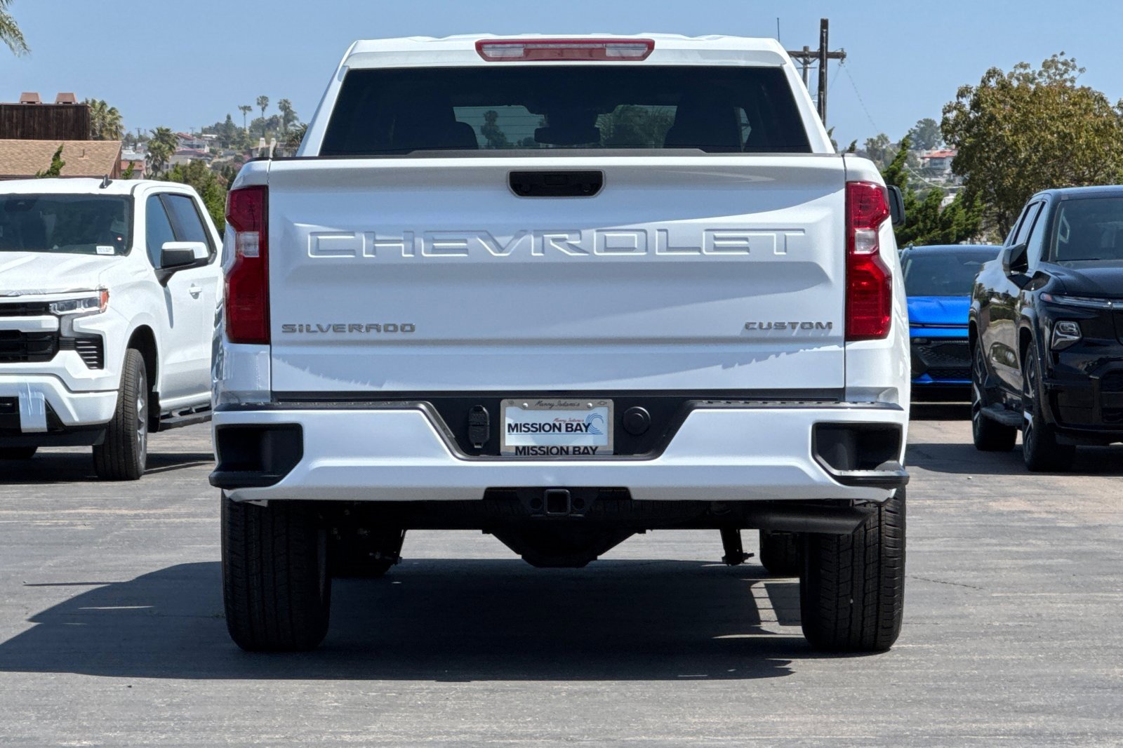 2025 Chevrolet Silverado 1500 Custom photo 5