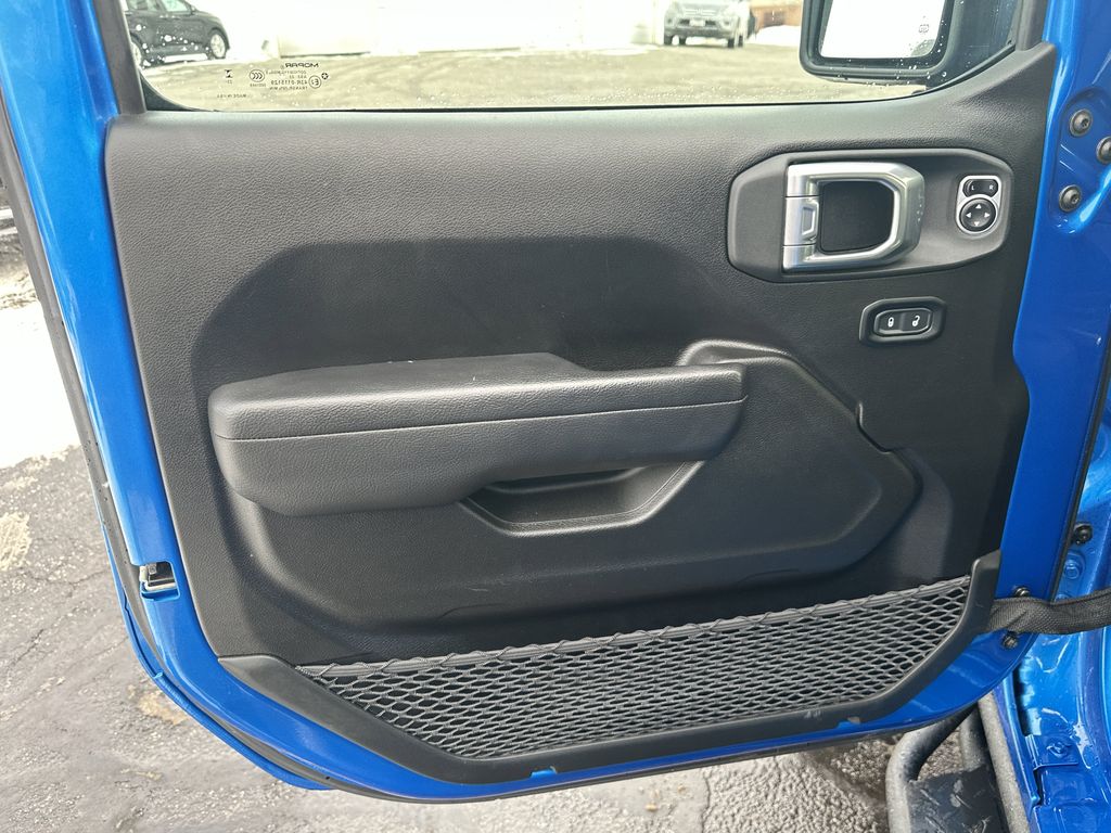 2024 JEEP GLADIATOR - Image 18