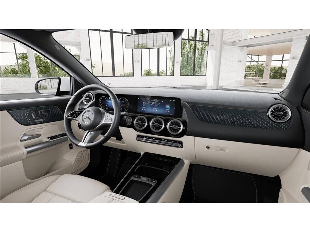 2025 Mercedes Benz GLA 250 4MATIC photo 5