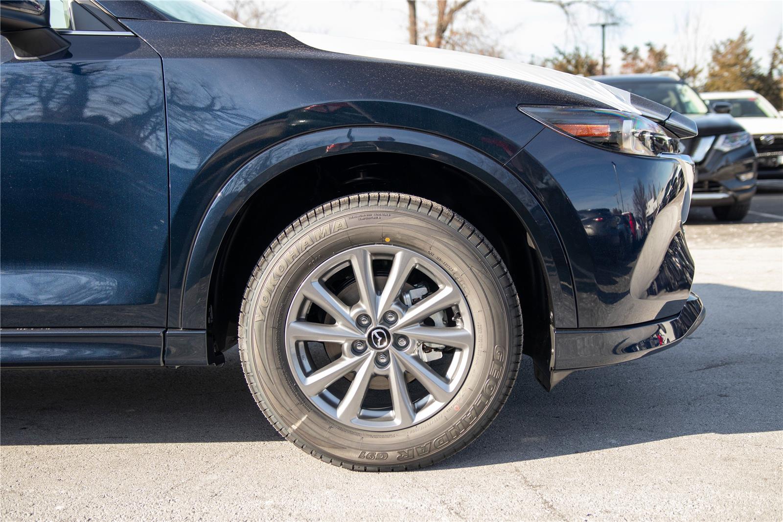 2025 Mazda CX-5 2.5 S Preferred photo 9
