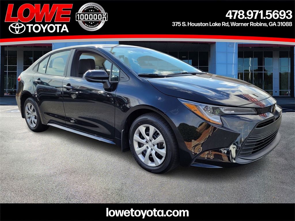 2026 Toyota Corolla LE's photo