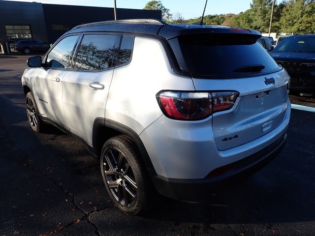 2026 Jeep Compass Limited Altitude photo 3