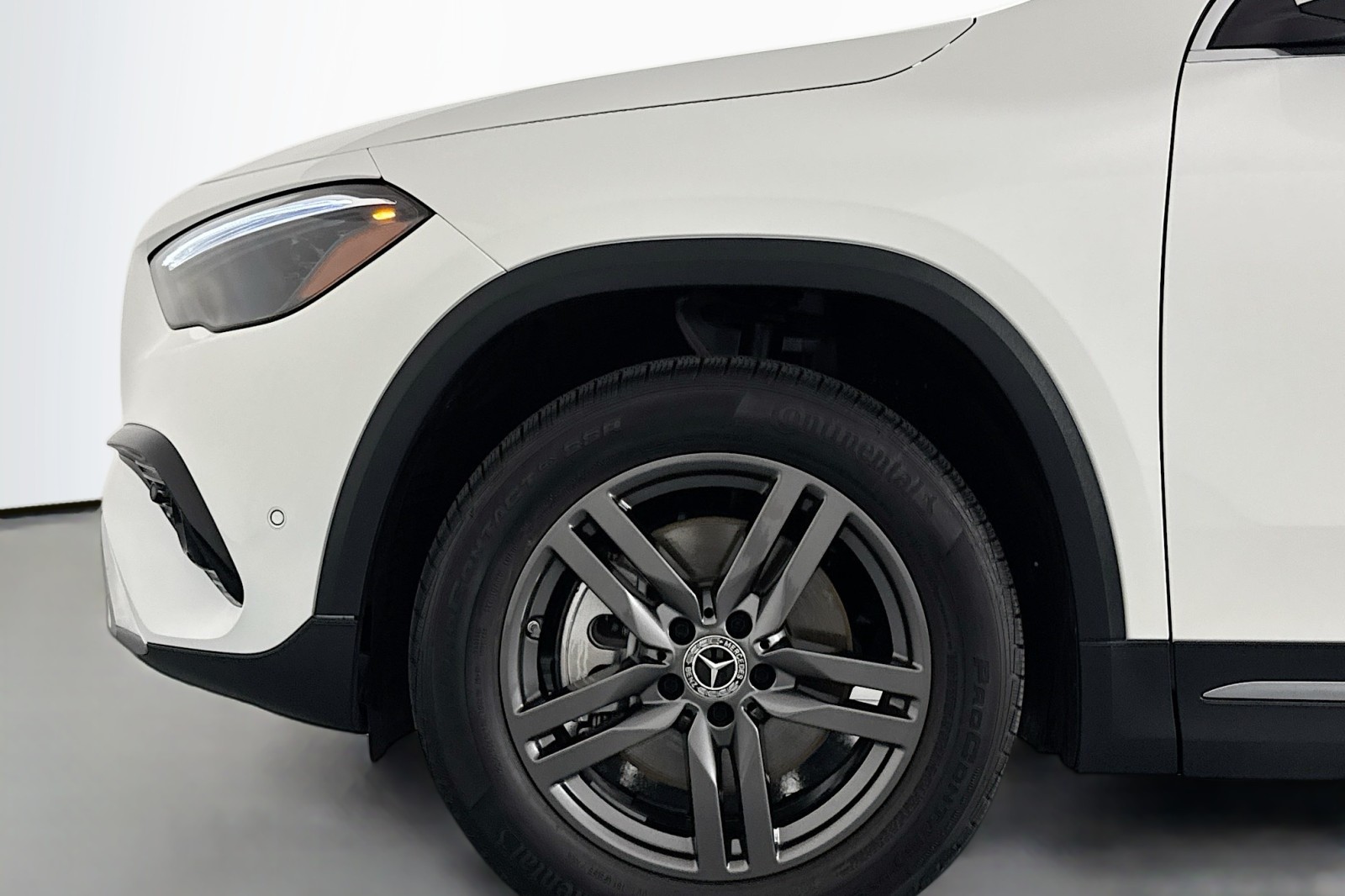 2025 Mercedes Benz GLA 250 photo 8