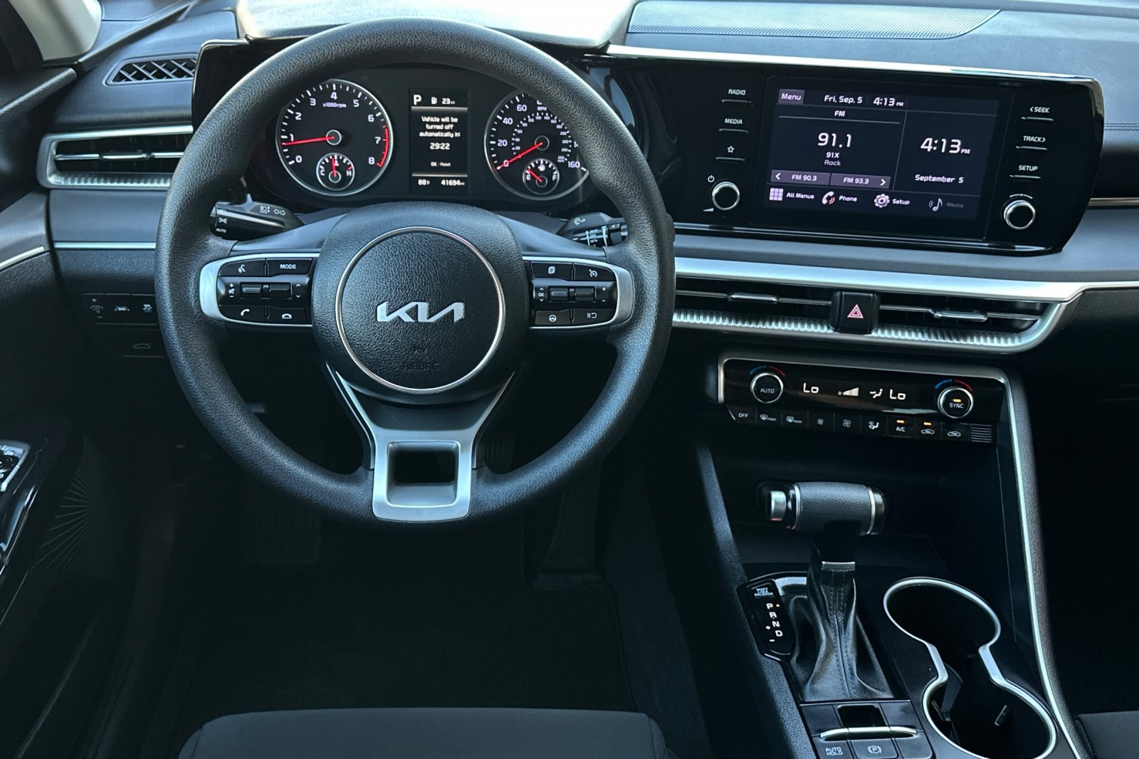 2022 Kia K5 LXS photo 13