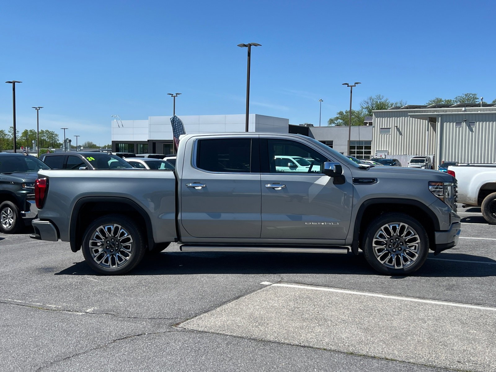2025 Gmc Sierra 1500 Denali Ultimate photo 2