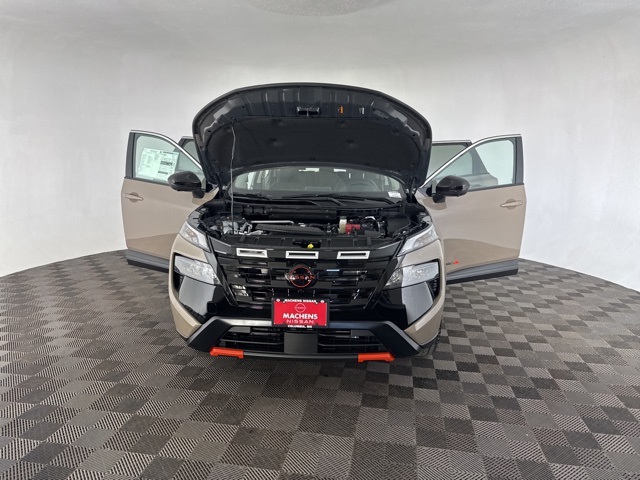 2026 Nissan Rogue SV photo 17