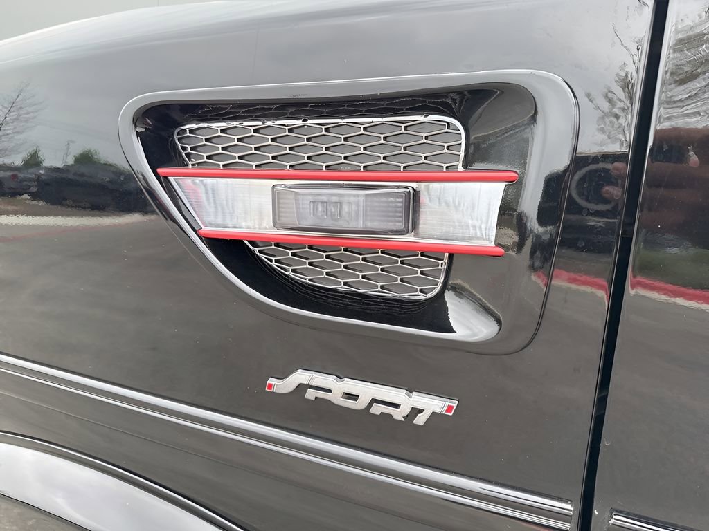 2025 Gmc Savana Cargo 2500 photo 11