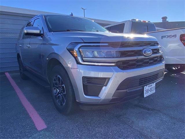 2024 Ford Expedition XLT's photo