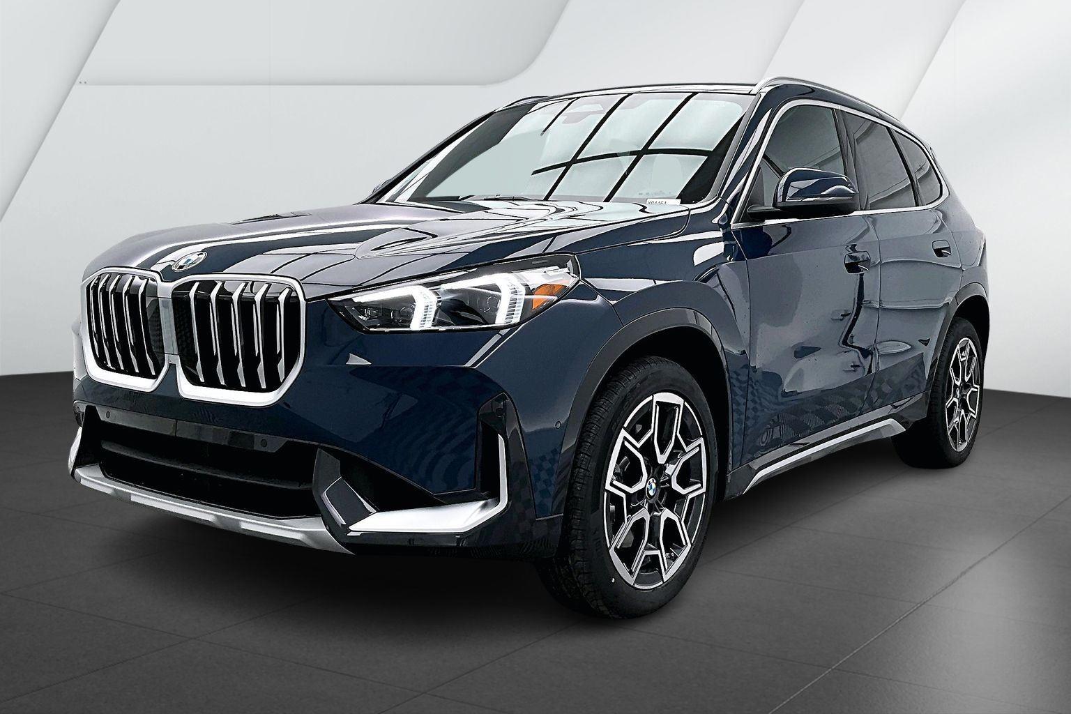 2026 BMW X1 28i's photo