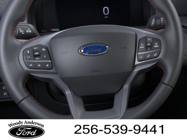 2025 Ford Explorer photo 10