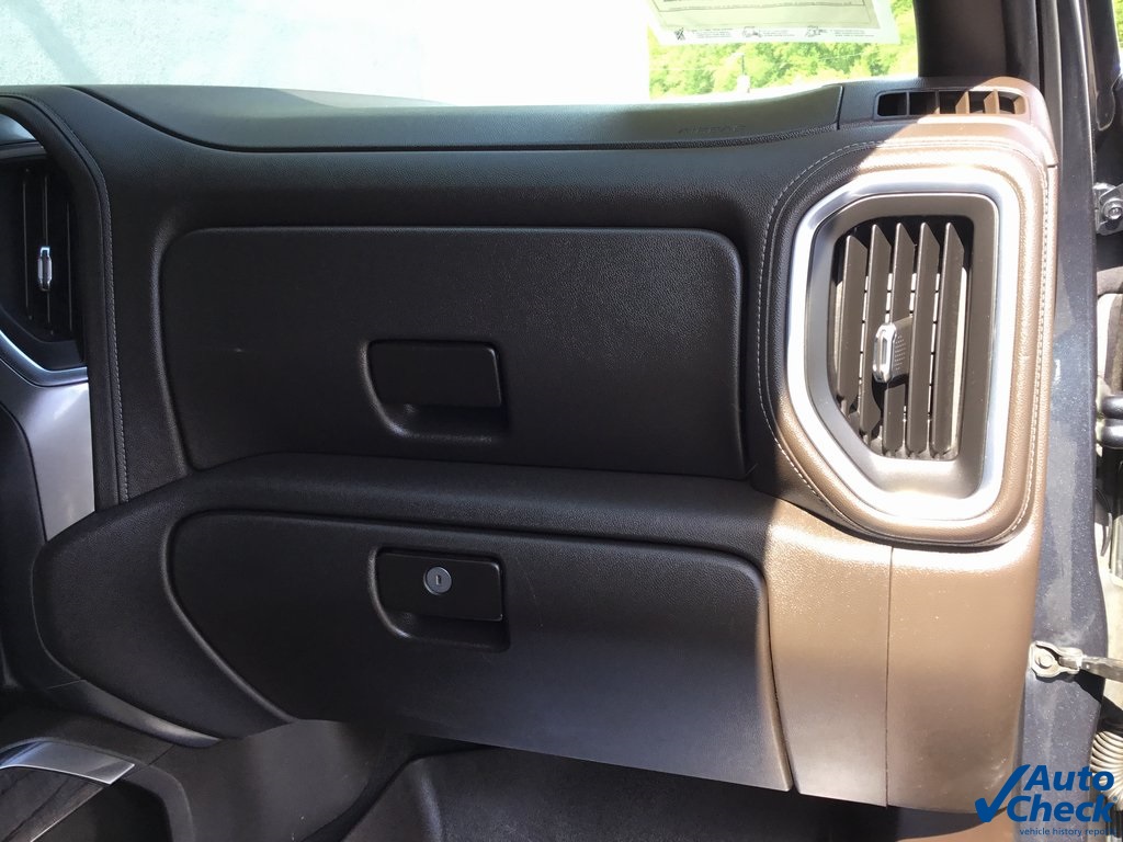 2020 Chevrolet Silverado 3500HD LTZ photo 36