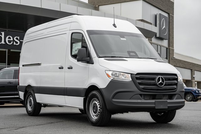 2025 Mercedes-Benz Sprinter Cargo Van Base's photo