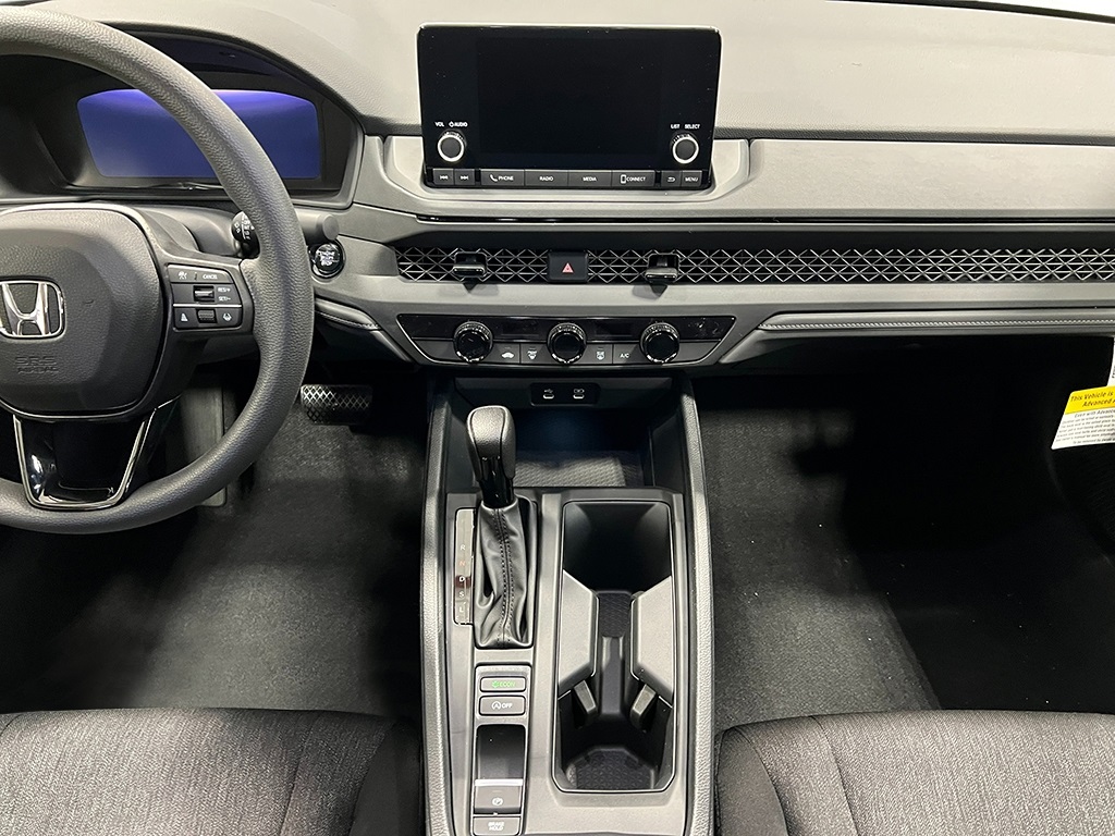 2025 Honda Accord LX photo 15