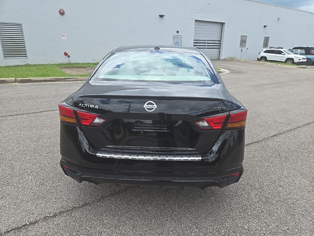 2025 Nissan Altima 2.5 SV photo 4