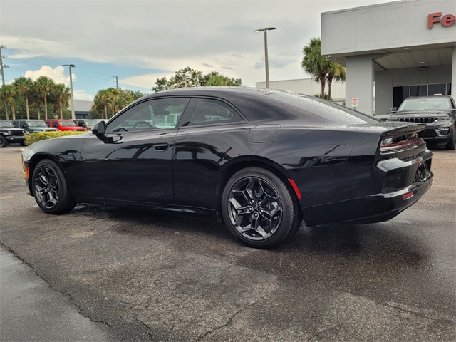 2025 Dodge Charger R/T photo 5