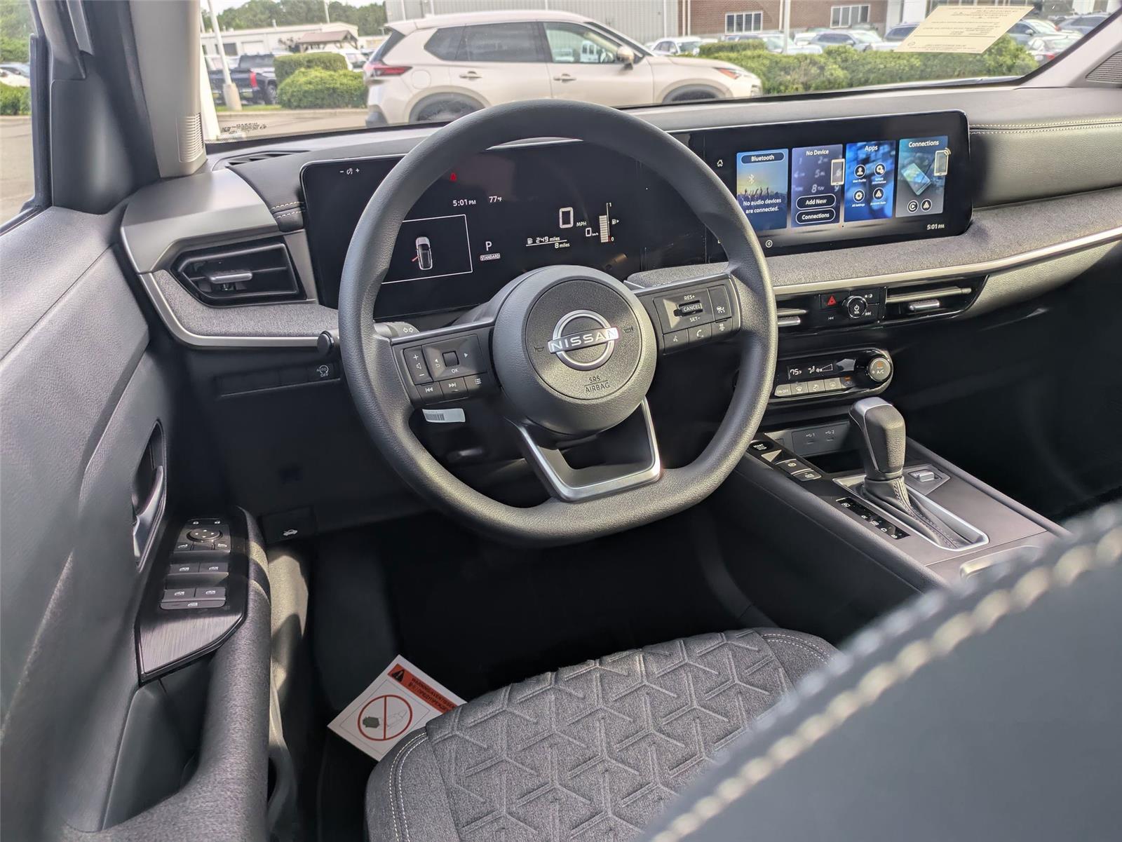 2026 Nissan Kicks SV photo 25