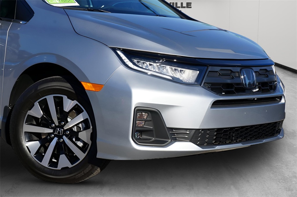 2026 Honda Odyssey EX-L photo 2