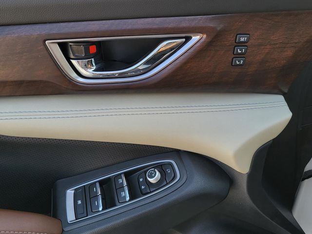 2022 Subaru Ascent Touring photo 19