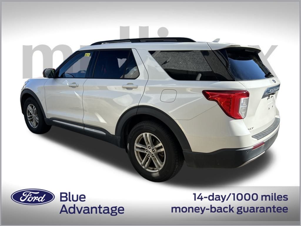 2021 Ford Explorer XLT photo 3