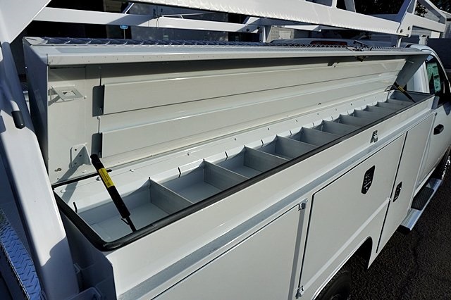 New 2024 Bright White Clear-Coat Exterior Paint RAM Tradesman image 15