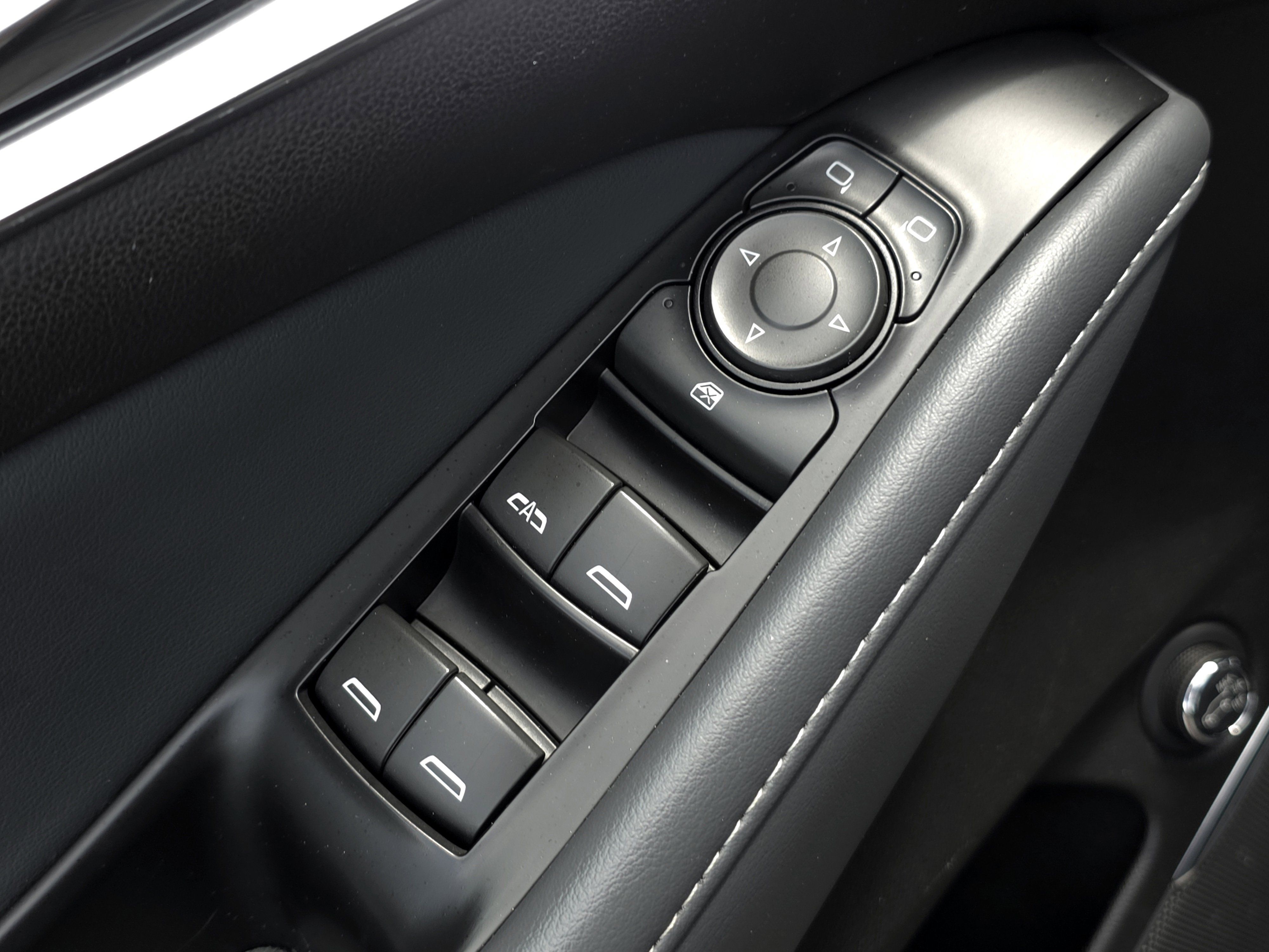 2022 Buick Enclave Essence photo 12