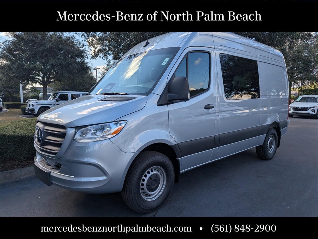 2026 Mercedes-Benz Sprinter Crew Van Base's photo