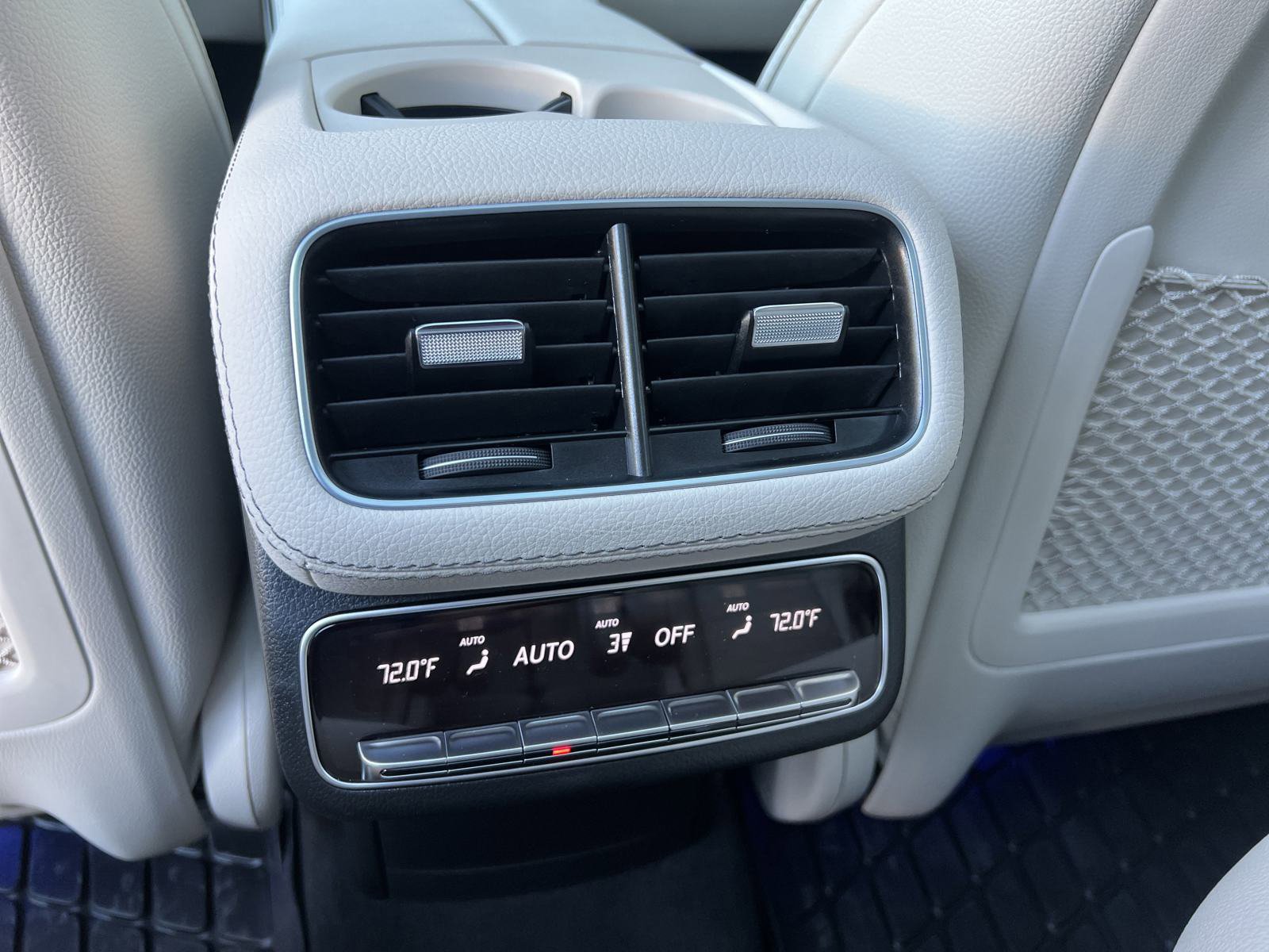 2025 Mercedes Benz GLS 450 4MATIC photo 28
