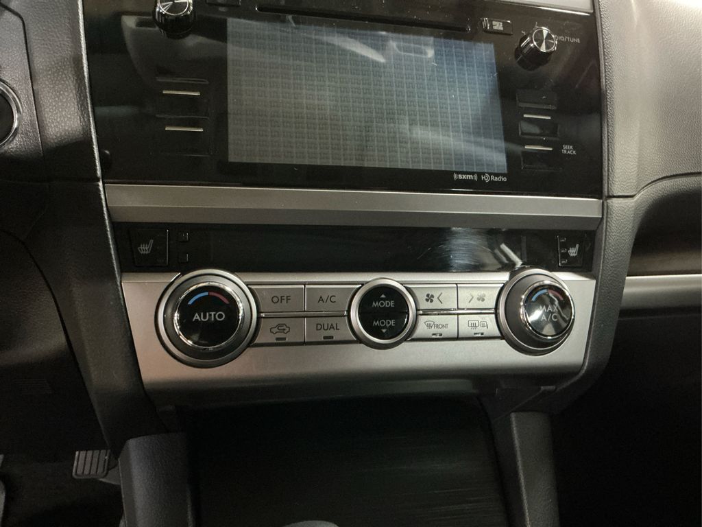 2015 Subaru Legacy 2.5i photo 16