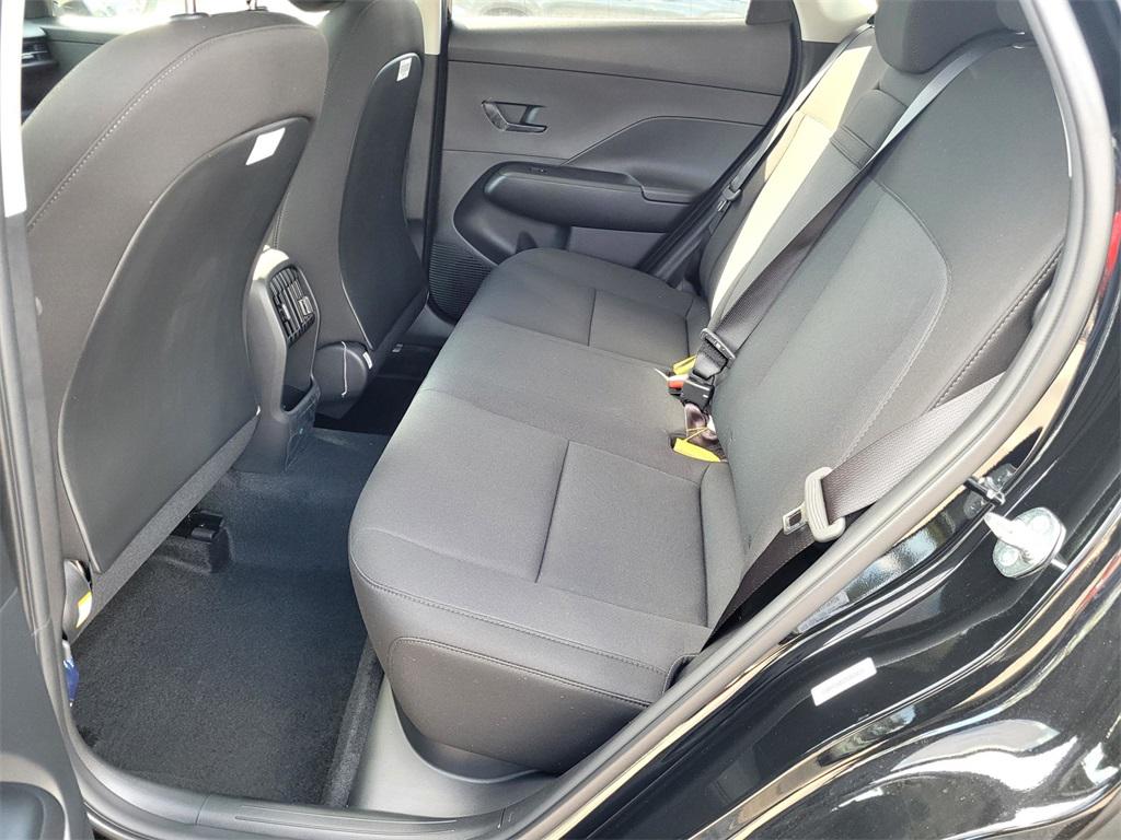2026 Hyundai Kona SEL photo 14