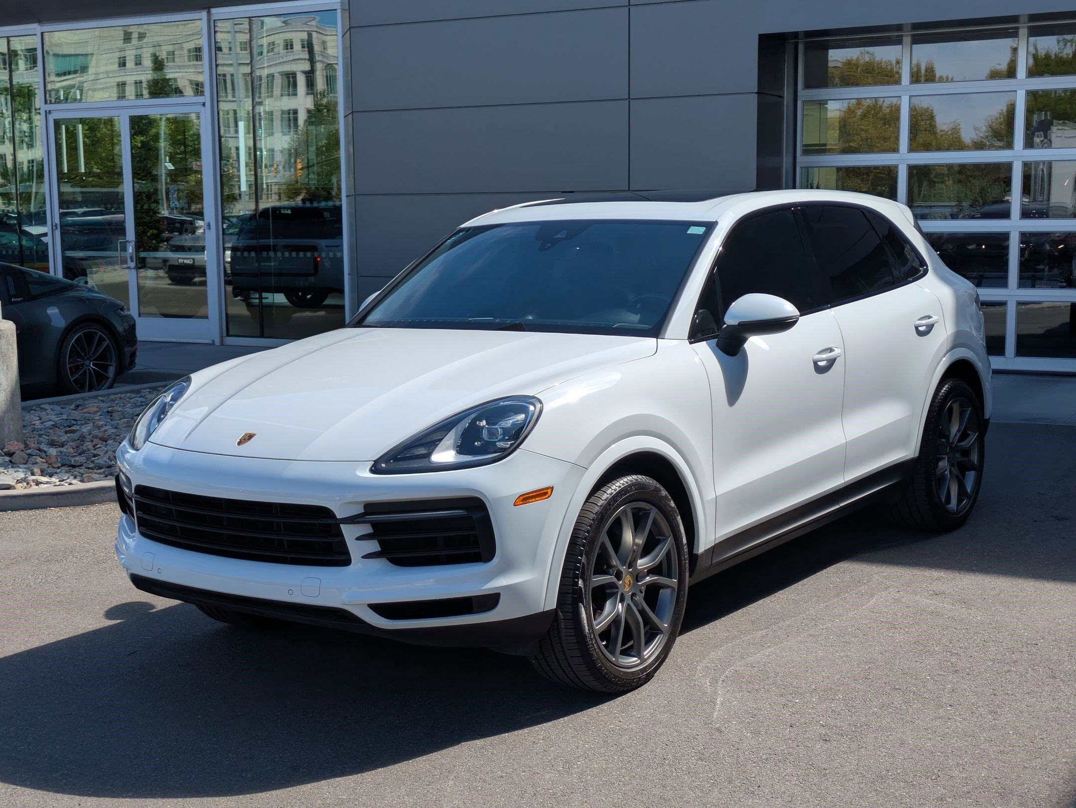 2020 Porsche Cayenne photo 8